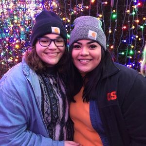 Meet your Posher, Graysin